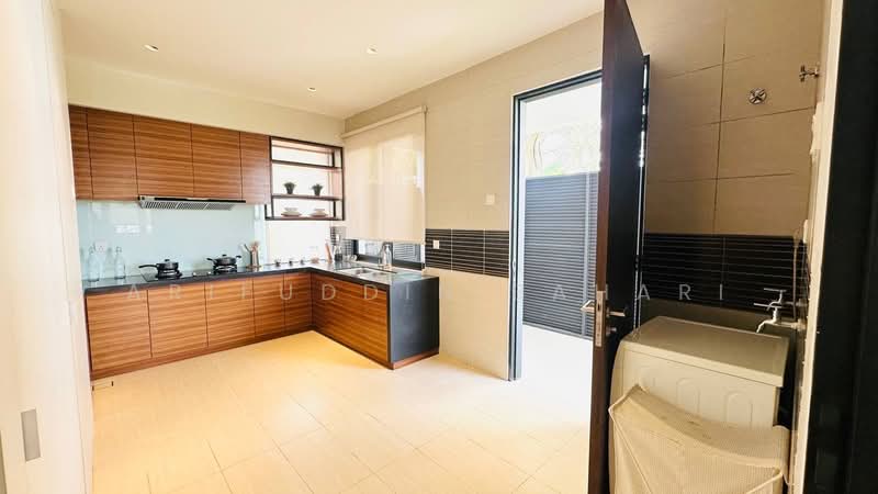 Bungalow for Sale in Kajang (Selangor) - Arifuddin Bahari - Kitchen - PropertyGuru.com.my