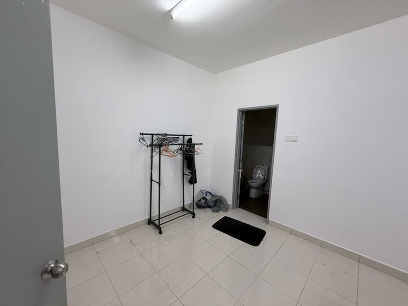 2-storey Terraced House for Sale in Taman Austin Duta (Tebrau) - Alviss Tay - Bathroom - PropertyGuru.com.my