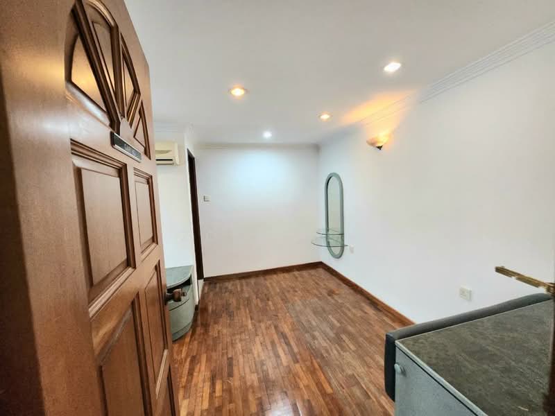 Taman Pelangi untuk Untuk Dijual - RM 2,200,000, Apr 2026 - Entrance - PropertyGuru.com.my