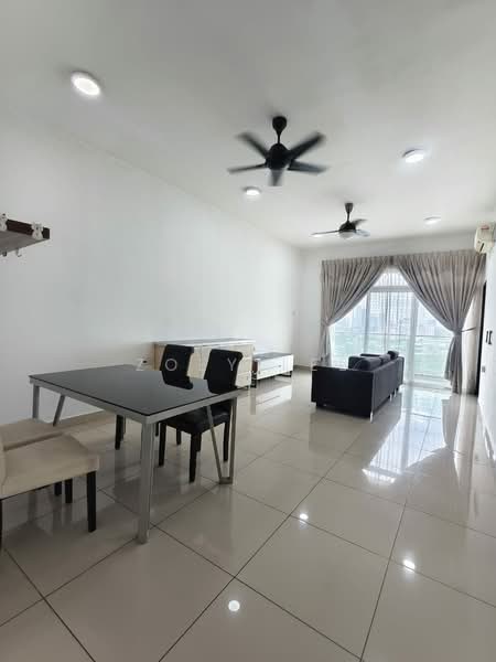 M Condominium @ Larkin untuk Untuk Dijual - RM 468,000, Mac 2026 - Living Room - PropertyGuru.com.my