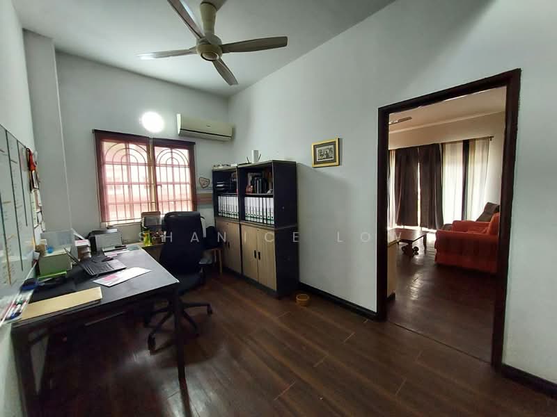 2.5-storey Terraced House for Sale in BANDAR PUCHONG JAYA (Puchong) - Shanice Low - Study - PropertyGuru.com.my