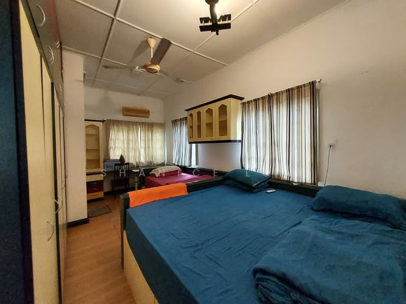 Rumah Teres 2.5 Tingkat untuk Dijual di Bayan Hill Homes (Puchong) - Shanice Low - Bedroom - PropertyGuru.com.my