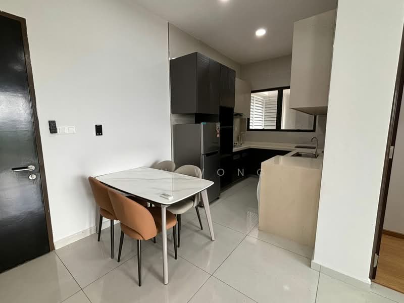 Condominium for Rent at Kings Bay @ Country Garden Danga Bay - Jin Wong - Kitchen - PropertyGuru.com.my