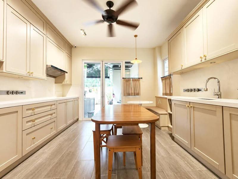 Semi-Detached House for Sale in Saujana (Selangor) - Vincent Liaw - Kitchen - PropertyGuru.com.my