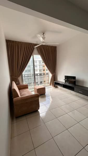 Idaman Abadi untuk Untuk Disewa - RM 1,600 /bulan, Mac 2026 - Living Room - PropertyGuru.com.my