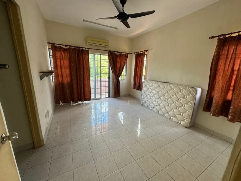 Taman Ikhlas Bandar Sungai Long untuk Untuk Dijual - RM 1,000,000, Mac 2026 - Interior - PropertyGuru.com.my