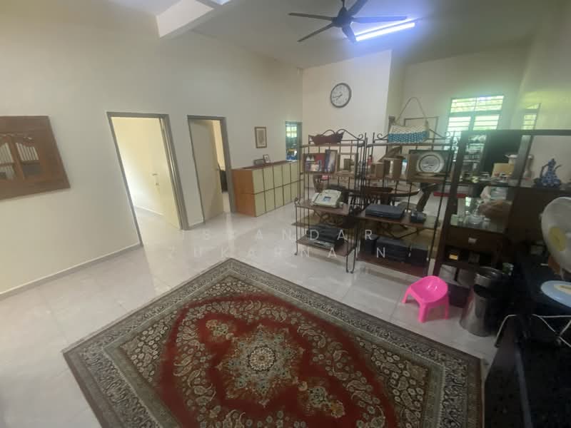 1-storey Terraced House for Sale in Alor Gajah (Melaka) - Iskandar Zukarnain - Living Room - PropertyGuru.com.my