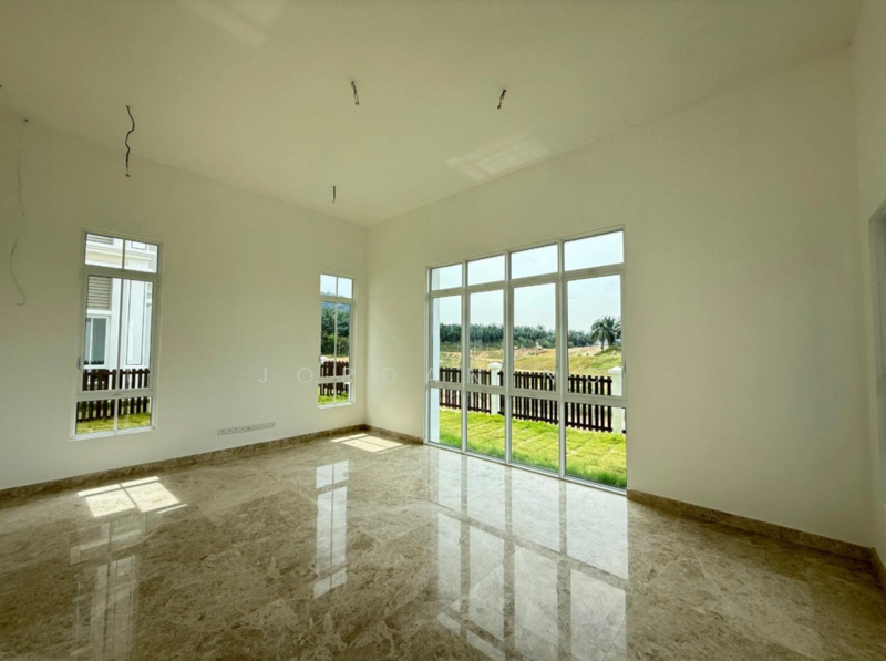 Bungalow for Sale in Setia Eco Park (Setia Alam) - Jordan Ng - Living Room - PropertyGuru.com.my