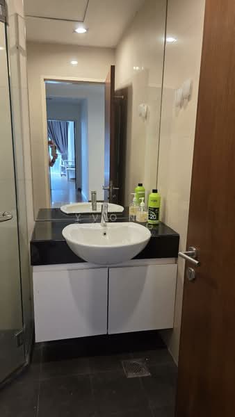 Suasana Sentral Loft untuk Untuk Dijual - RM 1,000,000, Mac 2026 - Bathroom - PropertyGuru.com.my