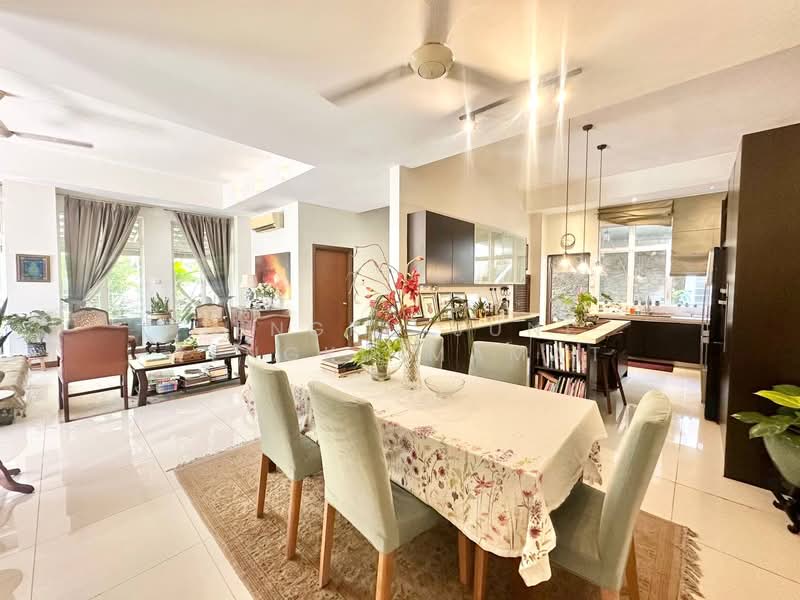 Semi-Detached House for Sale in Putrajaya (Putrajaya) - Tengku June Tengku Mamat - Living Room - PropertyGuru.com.my