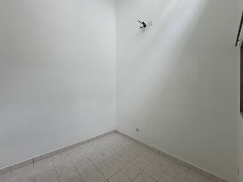 1-storey Terraced House for Sale in Bandar Bukit Raja (Klang) - Azizol . - Interior - PropertyGuru.com.my