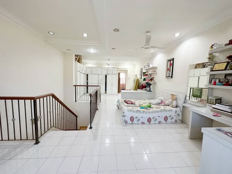 2.5-storey Terraced House for Sale in Taman Warisan Indah (Dengkil) - Ilman Nahri - Bedroom - PropertyGuru.com.my