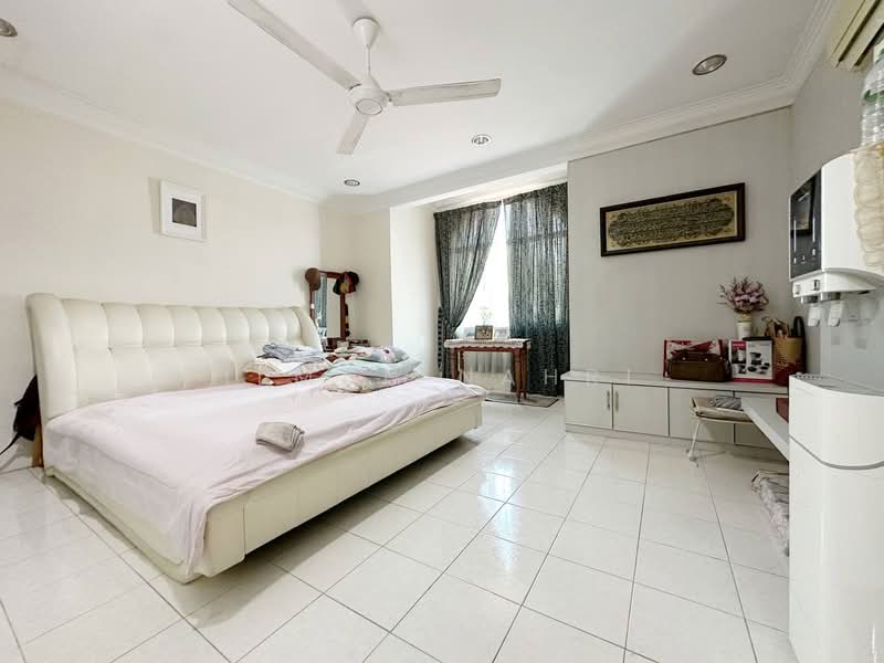 2.5-storey Terraced House for Sale in Taman Warisan Indah (Dengkil) - Ilman Nahri - Bedroom - PropertyGuru.com.my