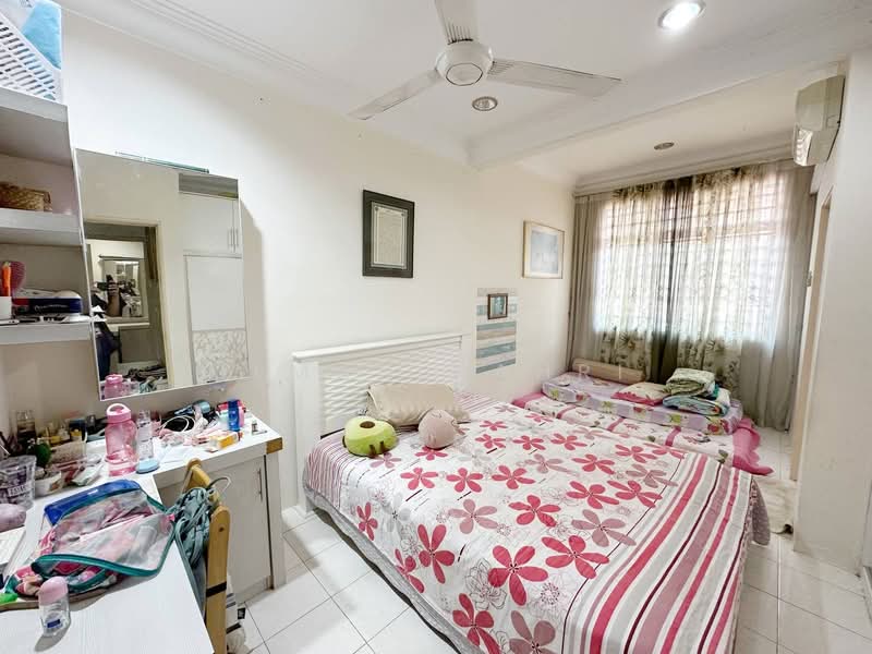 2.5-storey Terraced House for Sale in Taman Warisan Indah (Dengkil) - Ilman Nahri - Bedroom - PropertyGuru.com.my