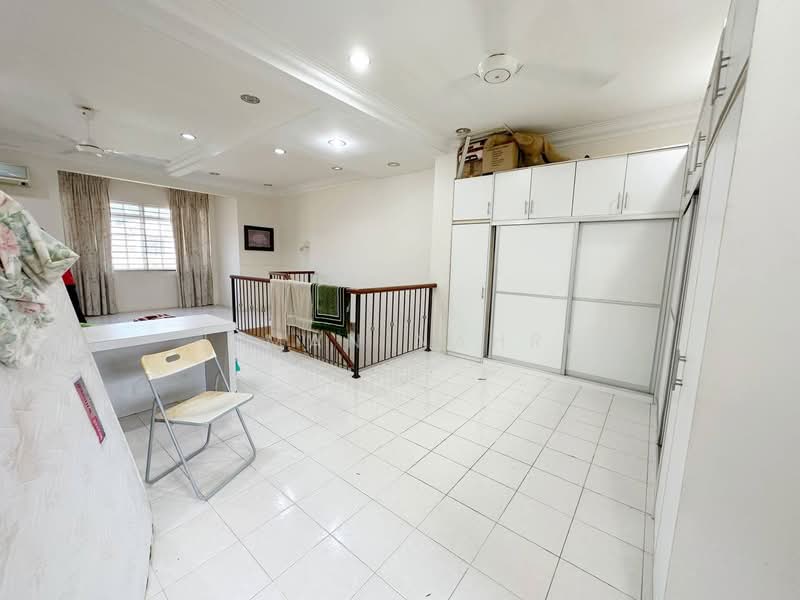 2.5-storey Terraced House for Sale in Taman Warisan Indah (Dengkil) - Ilman Nahri - Interior - PropertyGuru.com.my