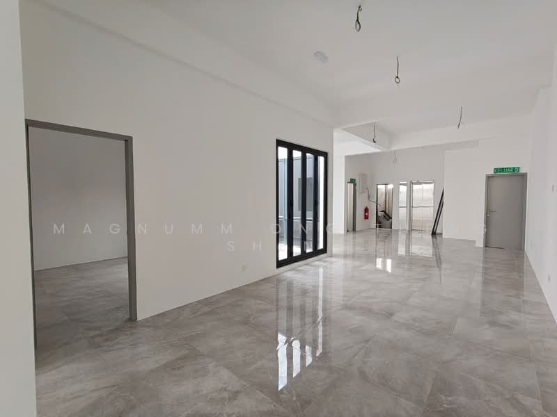 Shop / Office for Rent in Bukit Jambul (Penang) - Magnumm Ong Theng Shen - Interior - PropertyGuru.com.my