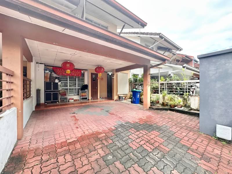 2-storey Terraced House for Sale in Putra Bestari (Subang Jaya) - Ilman Nahri - Exterior - PropertyGuru.com.my