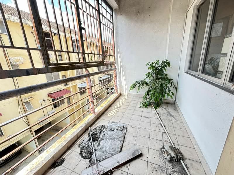 Office for Sale in Cheras (Kuala Lumpur) - Minhag @ Min - Balcony - PropertyGuru.com.my