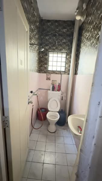 Apartment for Sale at Amazing Heights - Noraini Dahan - Bathroom - PropertyGuru.com.my