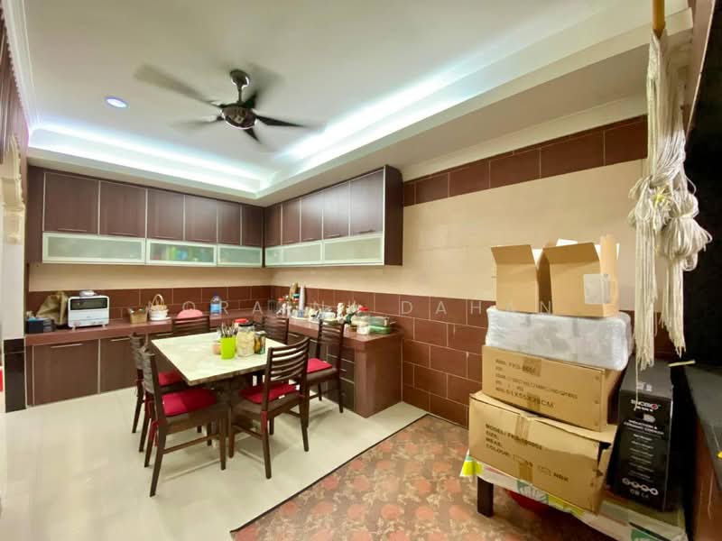 Semi-Detached House for Sale in Cheras (Selangor) - Noraini Dahan - Kitchen - PropertyGuru.com.my