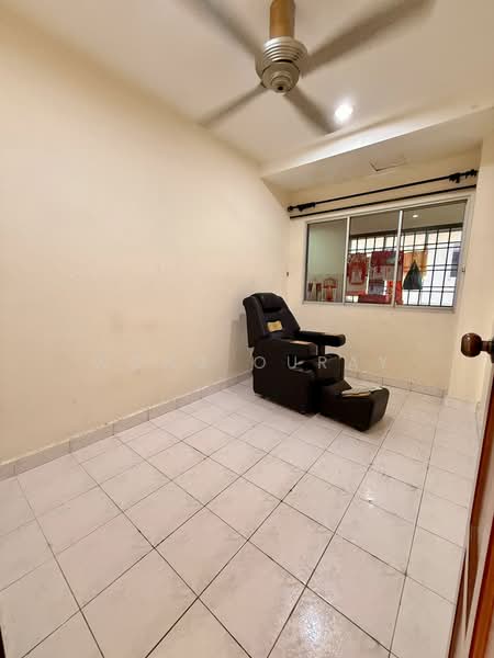 2-storey Terraced House for Sale in Bandar Putra (Kulai) - Wong Ouray - Interior - PropertyGuru.com.my