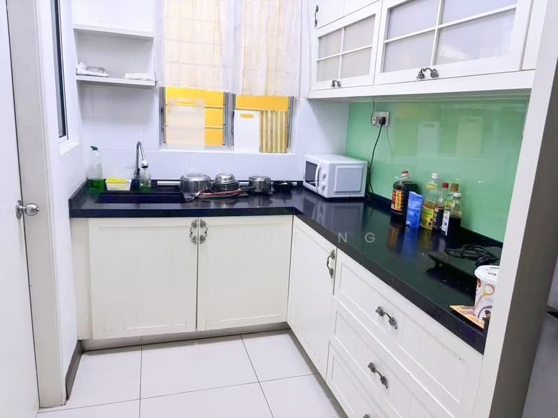 The Oasis untuk Untuk Disewa - RM 1,900 /bulan, Mac 2026 - Kitchen - PropertyGuru.com.my