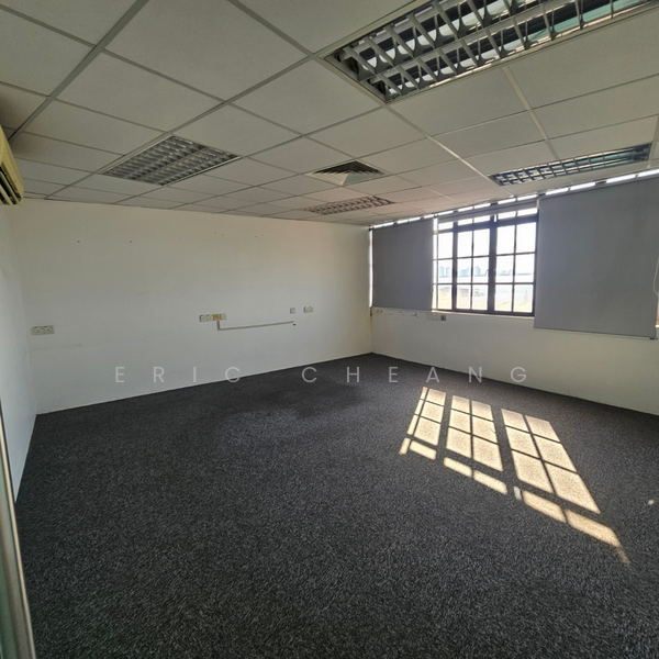 Pengkalan Weld untuk Untuk Disewa - RM 40,000 /bulan, Mac 2026 - Interior - PropertyGuru.com.my