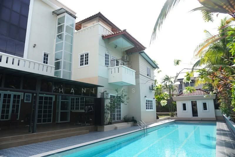 Bungalow for Rent in Country Heights (Kajang) - Hanif Asraa - Exterior - PropertyGuru.com.my