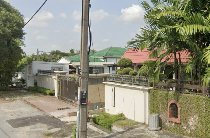 Bungalow for Sale in Petaling Jaya (Selangor) - Robin Tchong - Exterior - PropertyGuru.com.my