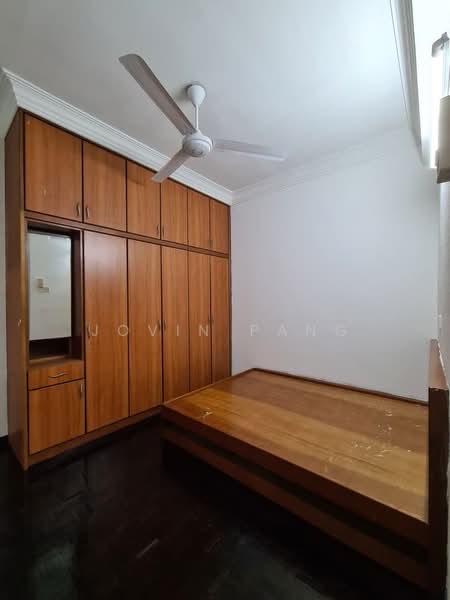Rumah Flat untuk Disewa di Taman Jubilee Phase 1 - Jovin Pang - Bedroom - PropertyGuru.com.my