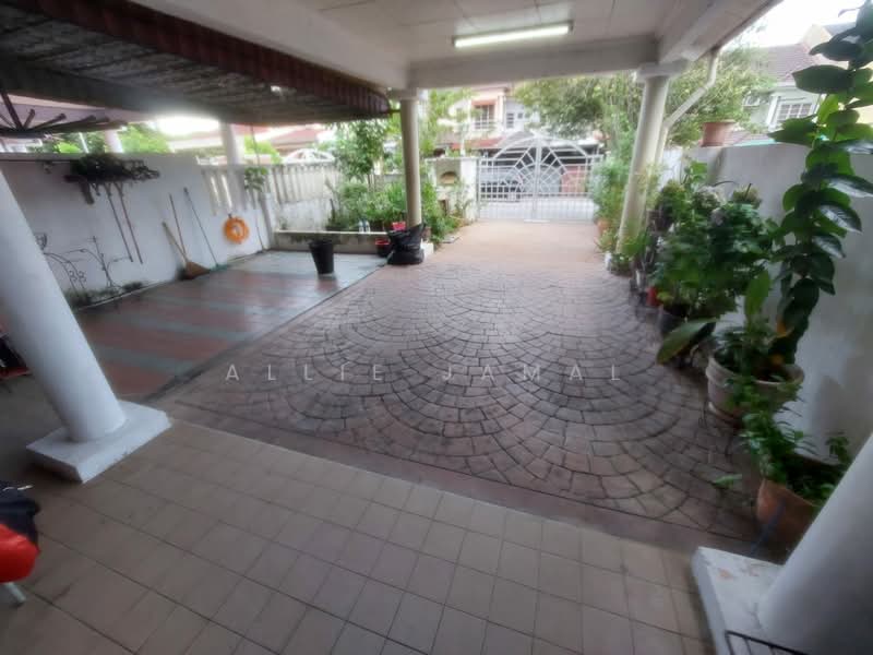 2-storey Terraced House for Sale in Bandar Tun Hussein Onn (Cheras) - Allie Jamal - Exterior - PropertyGuru.com.my