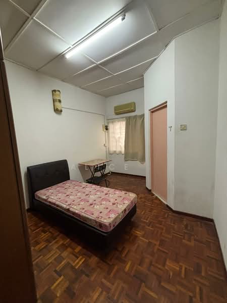 Rumah Teres 2 Tingkat untuk Dijual di Bandar Sungai Long (Selangor) - Alice . - Bedroom - PropertyGuru.com.my