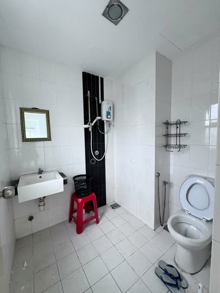 Plaza Menjalara untuk Untuk Dijual - RM 450,000, Mac 2026 - Bathroom - PropertyGuru.com.my