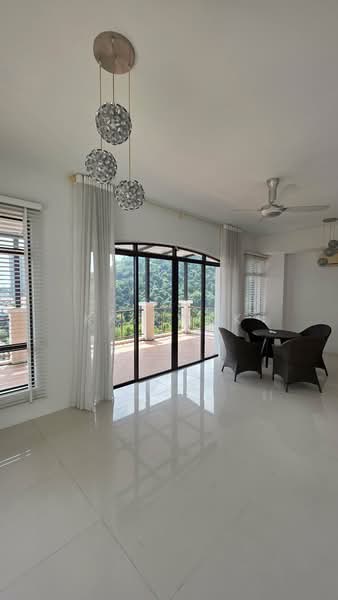 Bungalow for Rent in Batu Ferringhi (Penang) - KK Kwok - Living Room - PropertyGuru.com.my