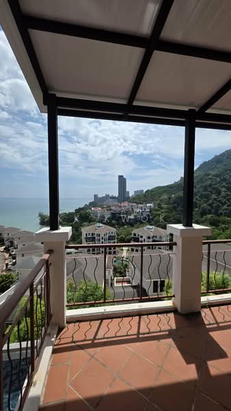 Bungalow for Rent in Batu Ferringhi (Penang) - KK Kwok - Balcony - PropertyGuru.com.my