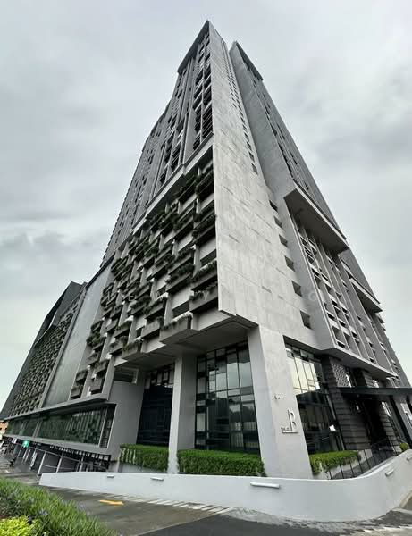 Service Residence for Sale at Cubic Botanical - Siew Yoong - Exterior - PropertyGuru.com.my