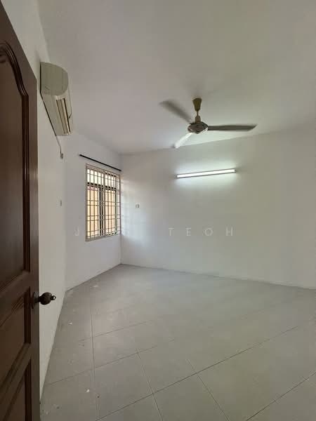 Apartment for Sale at Pangsapuri Sri Molek - Jane Teoh - Interior - PropertyGuru.com.my