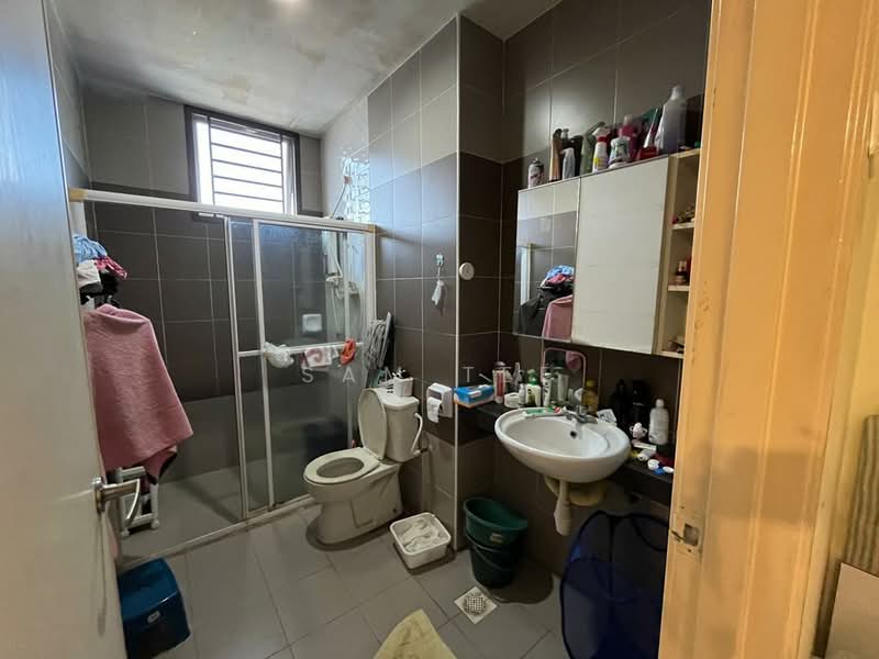 2-storey Terraced House for Sale in Perling (Johor) - Sam Tee - Bathroom - PropertyGuru.com.my
