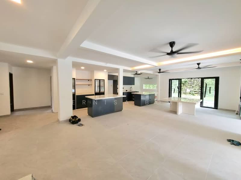 Bungalow for Rent in Bangsar Hill (Bangsar) - Bernisa Bon - Kitchen - PropertyGuru.com.my