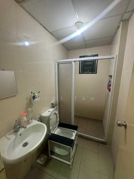 Service Residence for Sale at OUG Parklane - Midi Tan - Bathroom - PropertyGuru.com.my