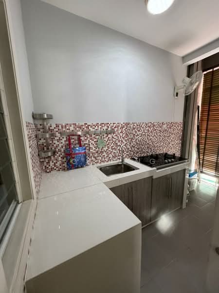 Cluster House for Sale in Sunway Alam Suria (Shah Alam) - Soh Ping - Kitchen - PropertyGuru.com.my