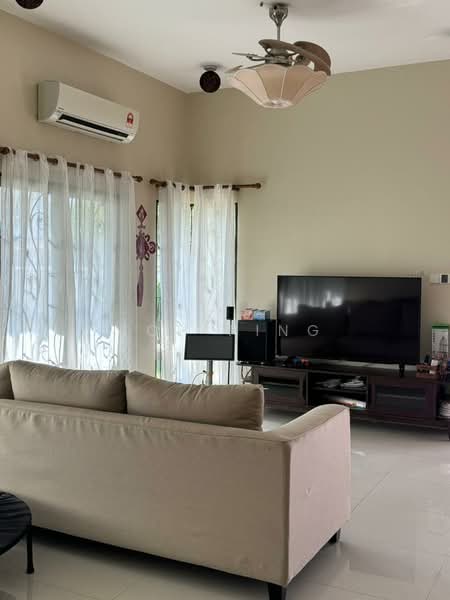 Cluster House for Sale in Sunway Alam Suria (Shah Alam) - Soh Ping - Living Room - PropertyGuru.com.my