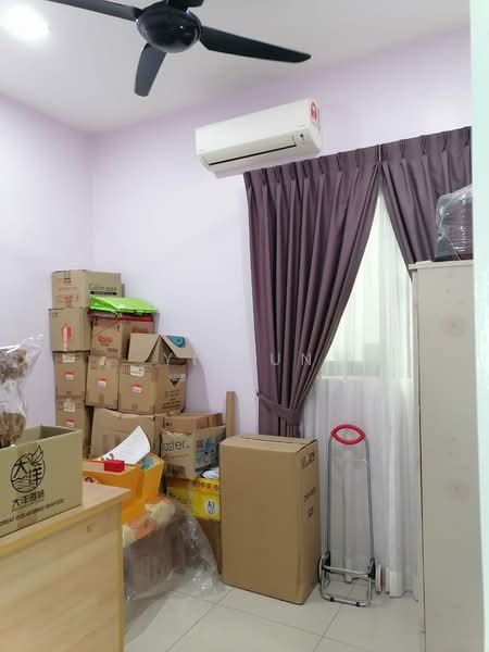 Skyvilla @ D'Island untuk Untuk Disewa - RM 1,800 /bulan, Mac 2026 - Interior - PropertyGuru.com.my