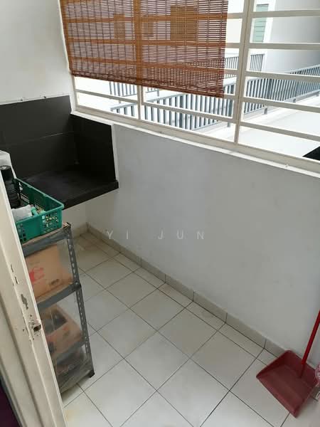 Skyvilla @ D'Island untuk Untuk Disewa - RM 1,800 /bulan, Mac 2026 - Balcony - PropertyGuru.com.my