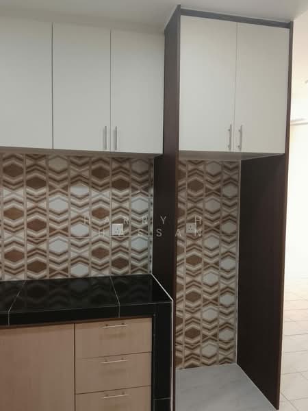 Apartment for Rent at Residensi Hijauan Lumayan - Harry H. Hassan - Kitchen - PropertyGuru.com.my