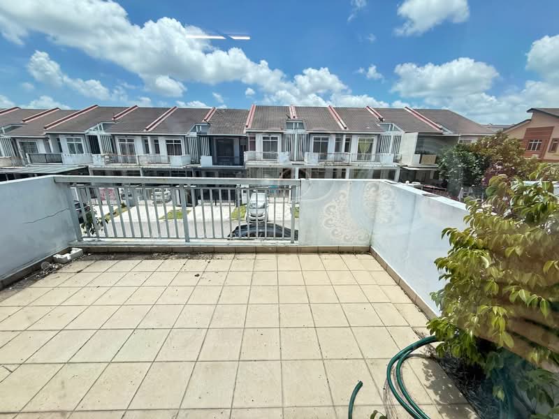 Meridin East untuk Untuk Disewa - RM 2,000 /bulan, Mac 2026 - Exterior - PropertyGuru.com.my