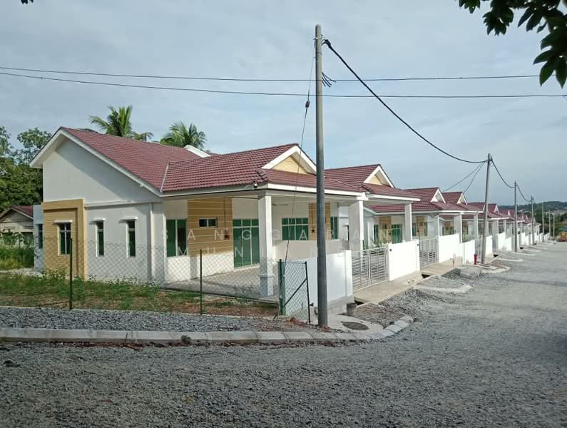 Semi-Detached House for Sale in Pokok Sena (Kedah) - Sanggaran Muniandy - Exterior - PropertyGuru.com.my