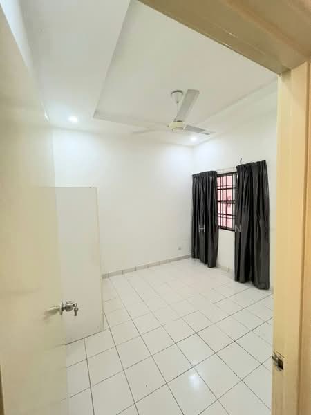 Bandar Puteri Puchong untuk Untuk Disewa - RM 2,400 /bulan, Mac 2026 - Interior - PropertyGuru.com.my