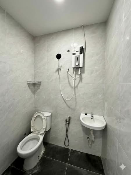 Taman Johor Jaya Double Storey Semi D untuk Untuk Disewa - RM 2,700 /bulan, Apr 2026 - PropertyGuru.com.my