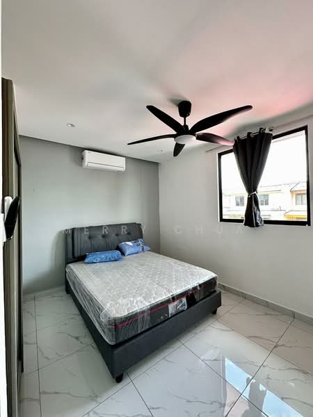 Taman Johor Jaya Double Storey Semi D untuk Untuk Disewa - RM 2,700 /bulan, Apr 2026 - PropertyGuru.com.my